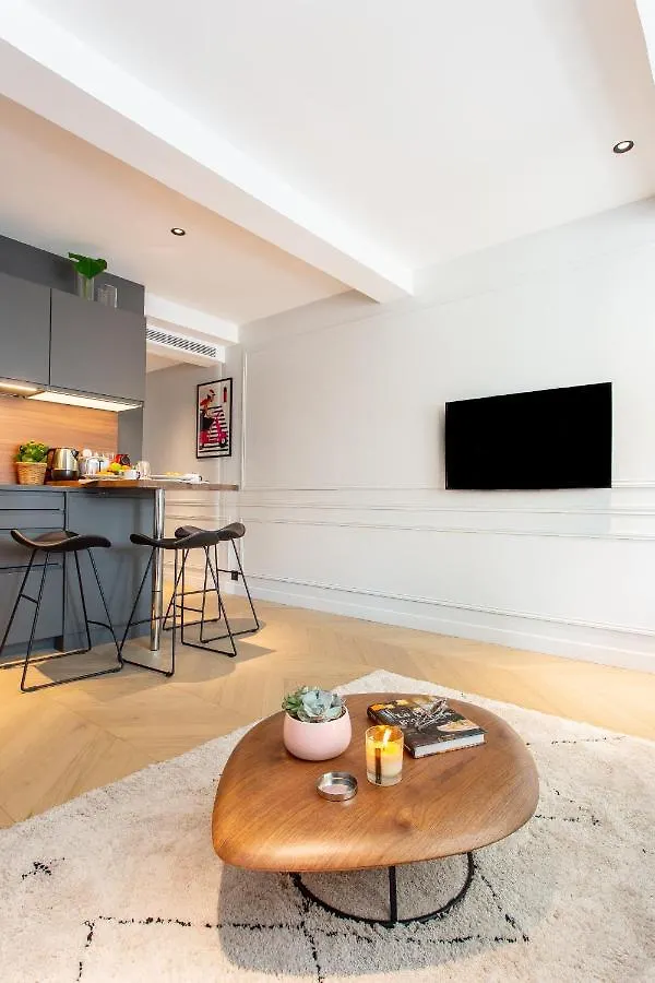 Apartment Cmg Caire Saint-denis Paris